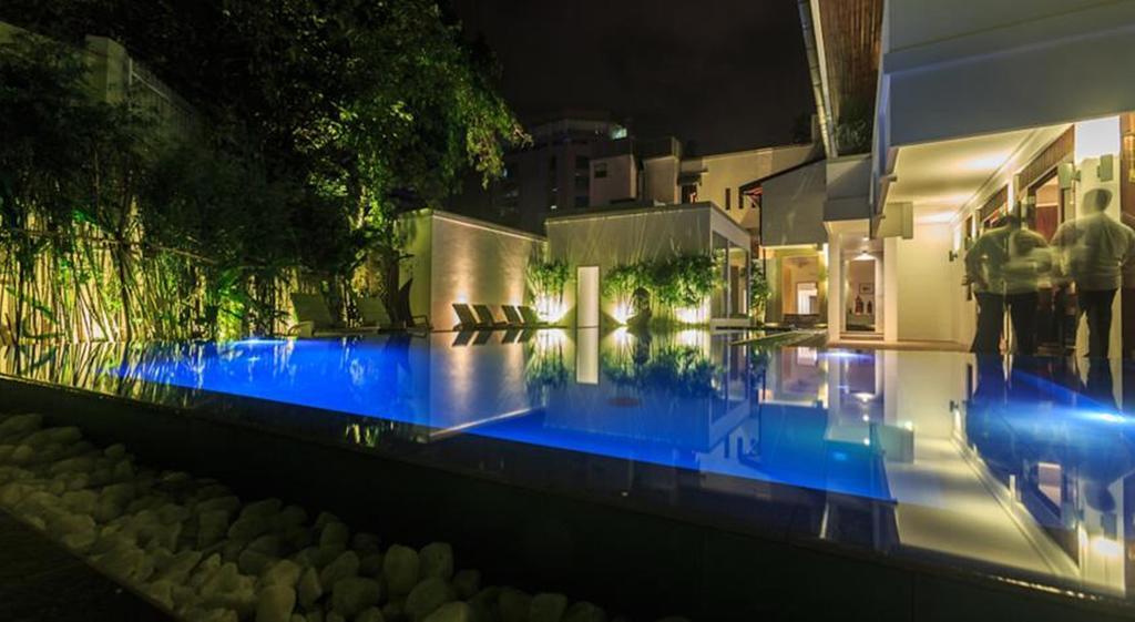 Colombo Court Hotel & Spa Exteriör bild